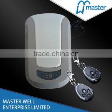 Battery operated garage door motor / garage door opener