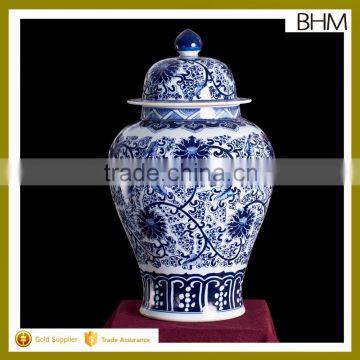 Jingdezhen The blue & white porcelain food jar for home decor