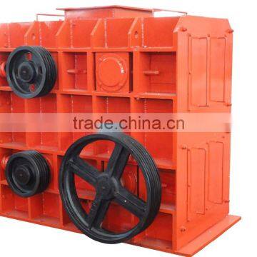 asphalt crusher machine made in China /high quality four teeth roller crusher machine