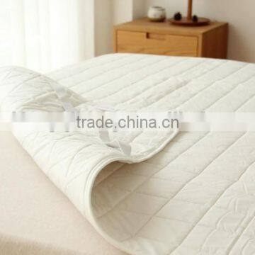 Hotel Use 100% Polyester Filled Quilted Mattress Topper photo-2