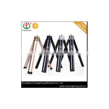Flexible Fashion Aluminum Material Mini Tripod in Hot Sale