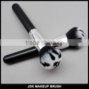 Wholesale Make Up tools Powder brush Synthetic Leopard hair Beauty powder blush makeup brushes with custom logo