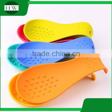 Kitchen Accessories Multipurpose Silicone Hanging Tableware Colander Soup Spoon Rack Holder photo-2