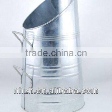 Household Big Galvanized Coal Bucket With Wood Handle photo-4