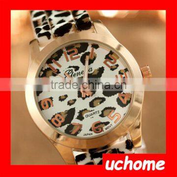 UCHOME Wholesale Fashion Stainless Steel Back Leopard Geneva Silicone Watch Woman photo-5