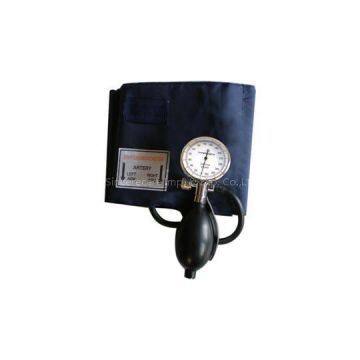 Palm Type Aneroid Sphygmomanometer Of Small Model