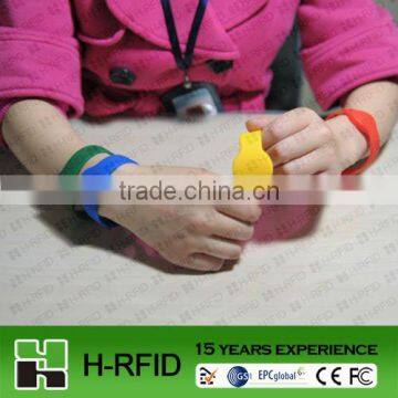 LF HF rfid wristband tag factory accept paypal from manufacture with 5 years experience