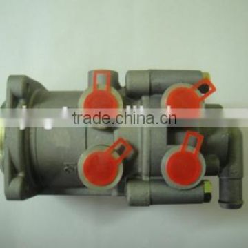 High quality Volvo truck parts: foot brake valve 1628491