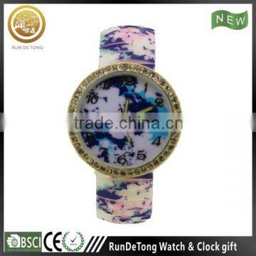 Dress fashion gold plated silk printing plastic watch for ladies