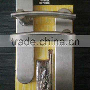 Inox lever door handle on back plate passageway door in France design