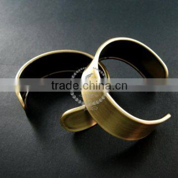 21mm Width,60mm Diameter Antiqued Bronze Vintage Style Bangle Bracelet With Holes DIY Supplies,findings 1900097