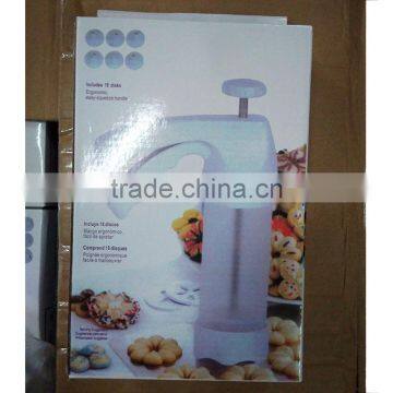 Cake Decorating Kit / Icing Tips for Baking Supplies Dessert Decorator