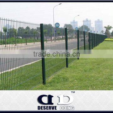 China manufacturer 2.5m width 2.03m height welded mesh fence