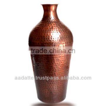 New style home decoration vase tall hammered low cost metal vase