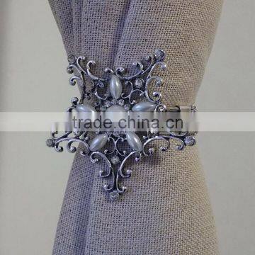 metal alloy snow flake curtain clips ,christmas curtain buckle