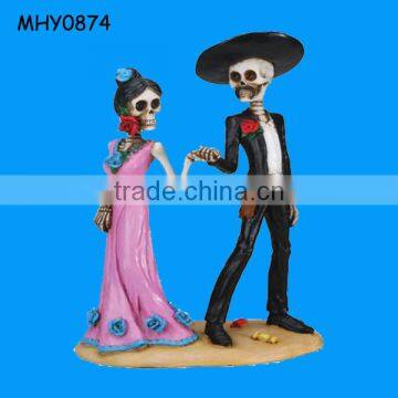 Holding hands wedding love couple Skeleton Model