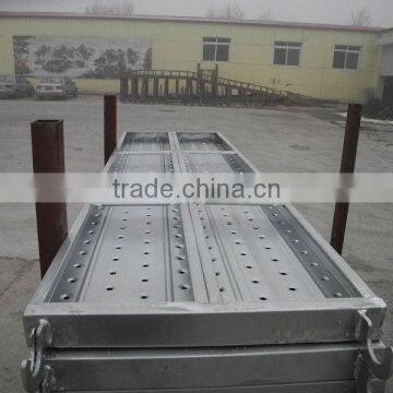 Galvanized steel planks for system scaffold