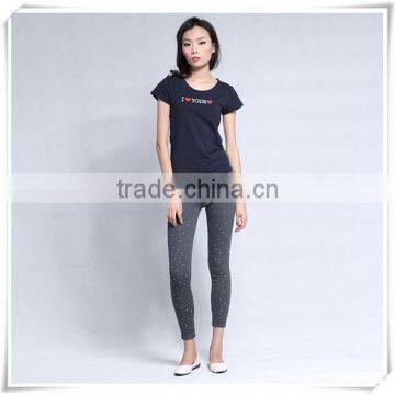 2017 Newest design black close-fitting pant for women