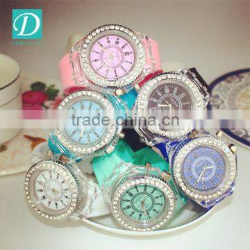 6 Colors Luminous Hand Rhinestone Silicone Strap Watch Lover's Watch