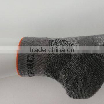 Factory Custom Logo Thin Merino Wool Hiking Sport Compression Traing Socks for Men photo-2