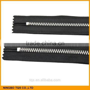 Factory Sale Aluminium Zipper Silver Gold No.3 Or No.4 C/E Metal Zippers or Zips photo-5