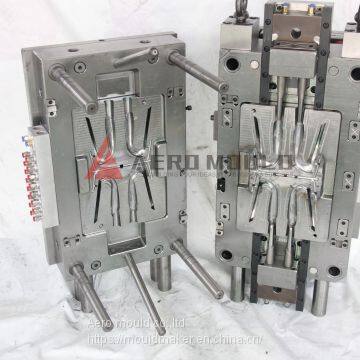 Plastic brush mould