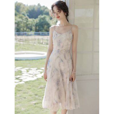 Платье на ленточках