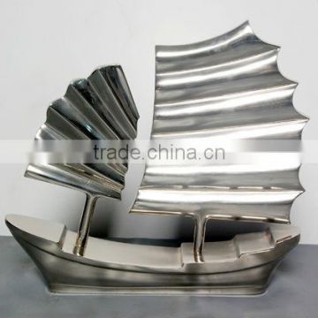 Cast Aluminum Decorative Sail Boat / Table top for Home/ Hotel/ Restaurant/ Wedding/ Party/Office Decoration