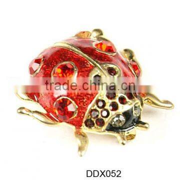 Ladybug brooches pin ,cheap animal sharped brooches with pin cheap ,costume brooch with rhinestone