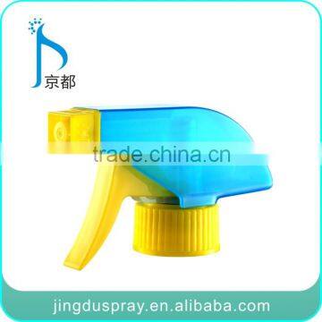 Home-cleaning plastic hair trigger sprayer