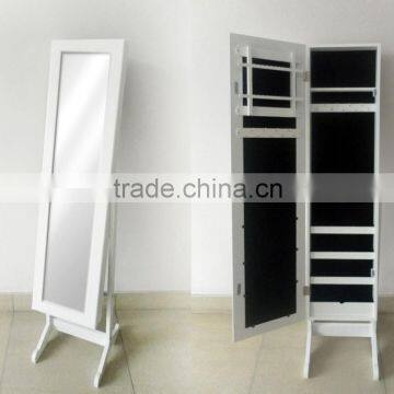 STANDING jewerly storage WITH MIRRIOR