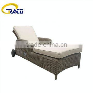 Granco KAL084 rattan chaise longue