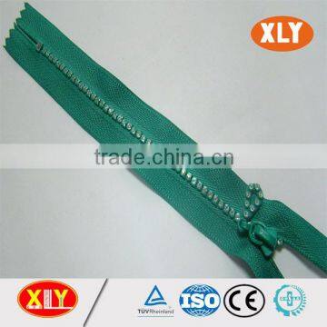 China XLY zipper #8 polyester tape low price diamond zipper