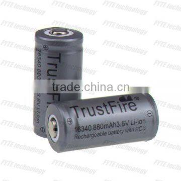 Gray and red Ultrafire 2pcs 3.7v 16340 880mAh lithium ion battery