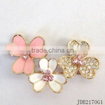 Three alloy flowers brooch