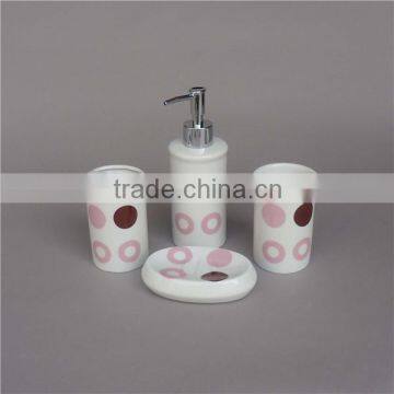 circular design ceramic bathroom set with lotion bottle and soap dish and toothbrush holder and tumbler