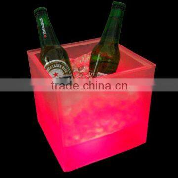 Wholesale Cutomized Led Iluminated Plastic Bottle Ice Bucket China Factory