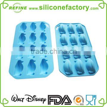 2015 China manufacture penguin shaped silicone ice mould