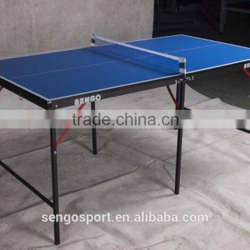 Toys baby ping pong table with folding leg,handle mini table tennis table,foldable kids tennis table