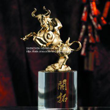 Custom Design High Quality Metal Dragon Trophy With Crystal photo-5