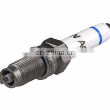 Original GUANGZHOU Accessories Spark Plug OE # 04C905616 for G-o-l-f Polo Seat Ibiza Mii Skoda Fabia Octavia photo-2