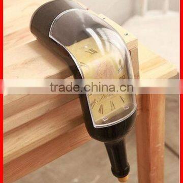 2013Promotion Melting Bottle Clock Supplier From China
