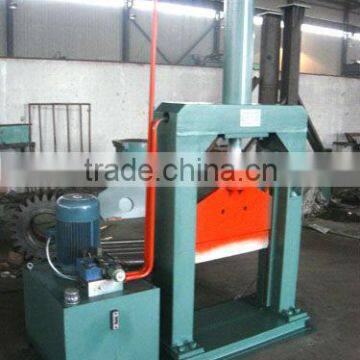 Single knife hydraulic rubber bale cutter