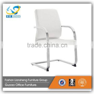 Functional Exective Middle Back White Leather Office Chair GAC036B photo-4