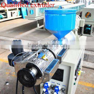 Plastic co-extruder machines