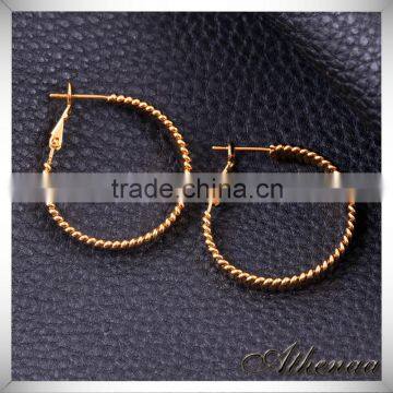 Top Design Fashion Jewelry Manufacturer Brass Charm Simple Gold Earring Designs for Women photo-2