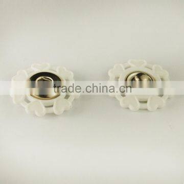 China button supplier custom made clear fancy plastic buttons