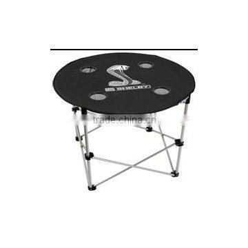 Folding camping table