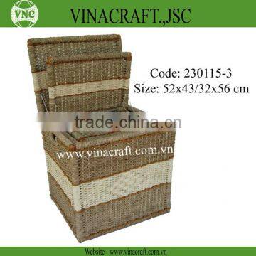 Wicker storage trunk with lid