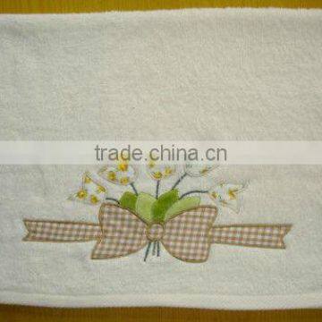 disposable hairdressing towel